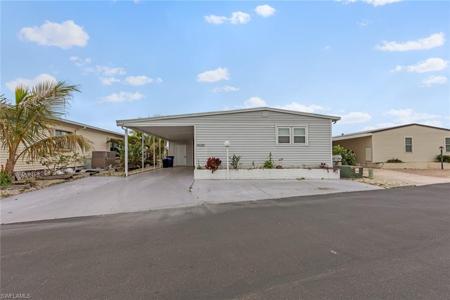 4685 Kahlua LN