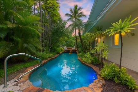 445 3rd AVE S