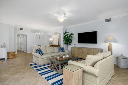9468 Casoria CT