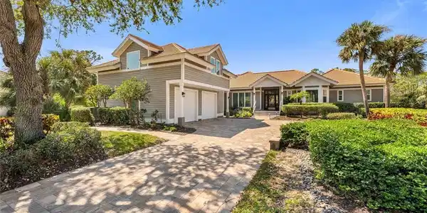 3781 Catbrier CT