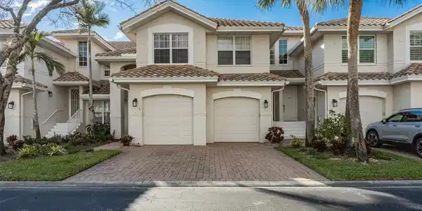 3421 Ballybridge CIR