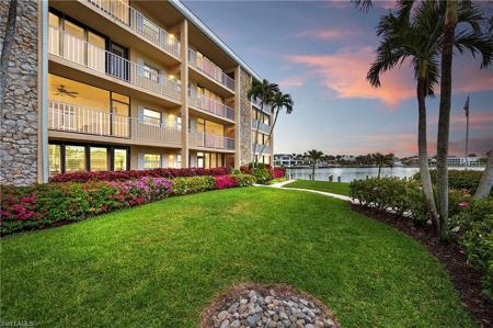 3000 Gulf Shore BLVD N
