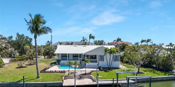 848 Limpet DR