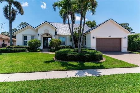 1161 Bluebird AVE