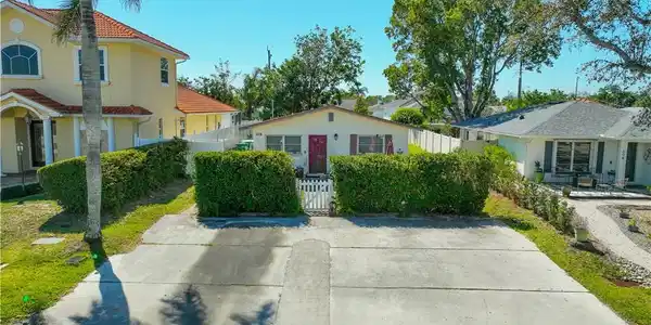 608 104th AVE N