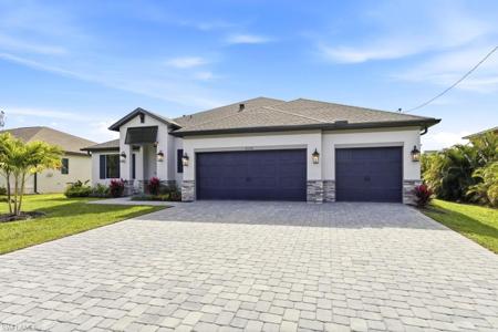 2134 SW 22nd TER
