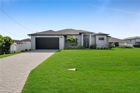 1621 NW 37th PL