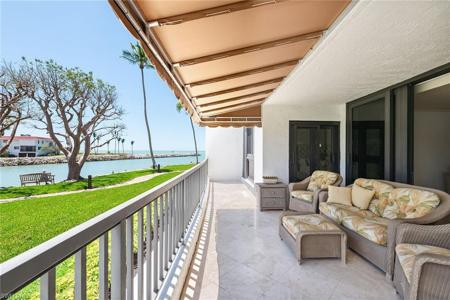 2310 Gulf Shore BLVD N