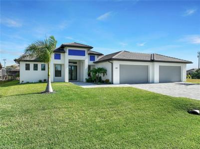 2107 SW 39th ST