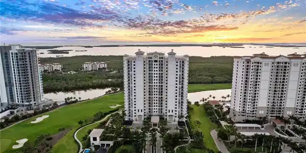 4800 Pelican Colony BLVD