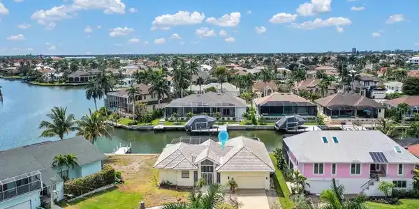 941 Moon CT