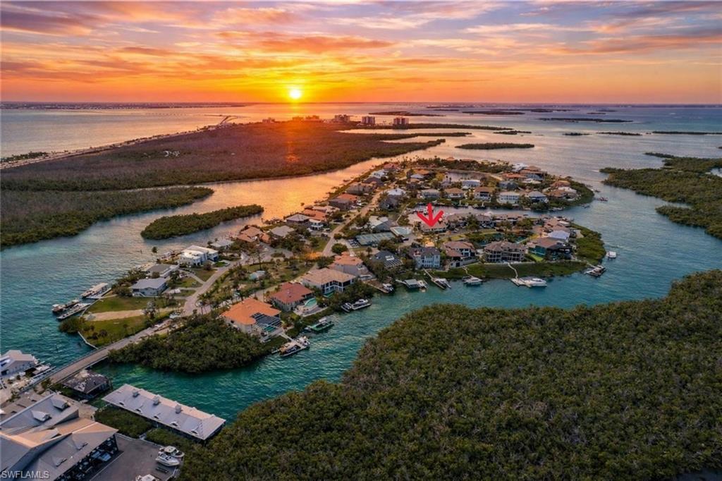 Image 1: Private Connie Mack Island