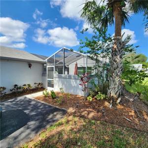 9571 Green Cypress LN