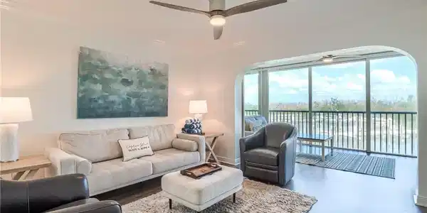 4118 Bayside Villas