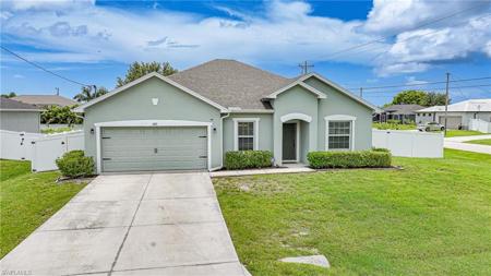 2210 SW 25th TER