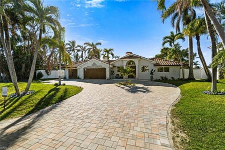 5203 Starfish AVE