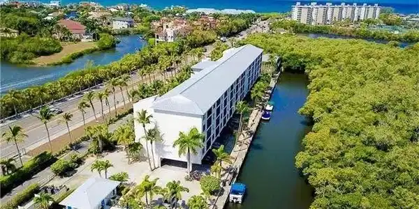 5220 Bonita Beach RD SW