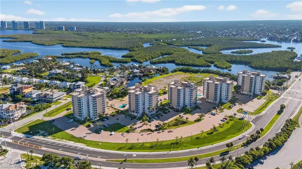 Image 1: Drone / aerial view