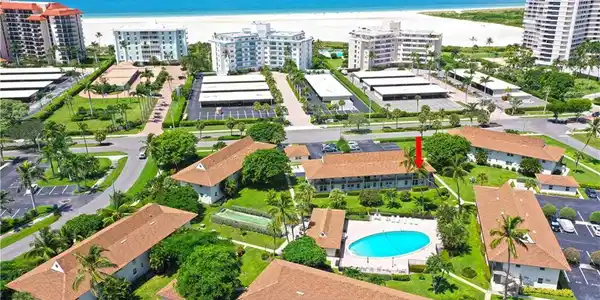 235 Seaview CT