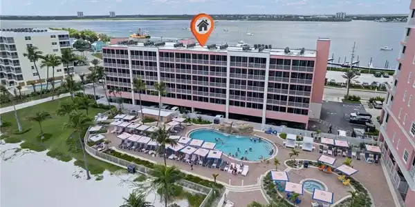 140 Estero BLVD