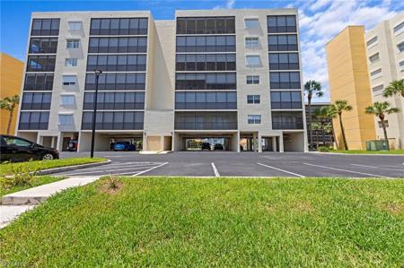 4411 Bay Beach LN