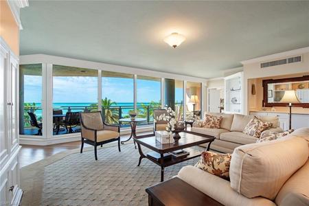 8231 Bay Colony DR