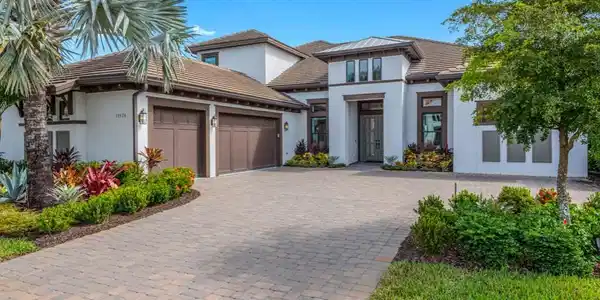 15576 Montello LN