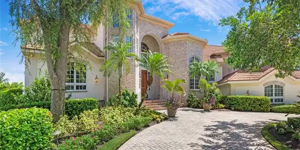 1291 Laurel CT