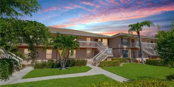 1015 Mainsail DR