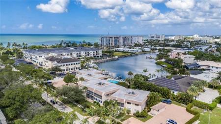 261 Banyan BLVD