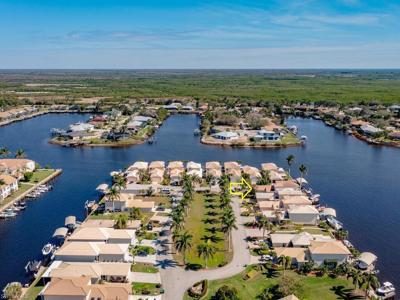 158 Eveningstar Cay