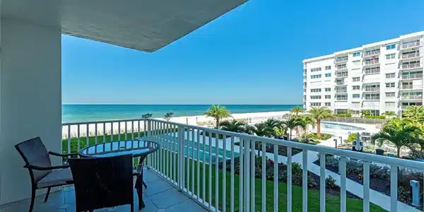 3443 GULF SHORE BLVD N