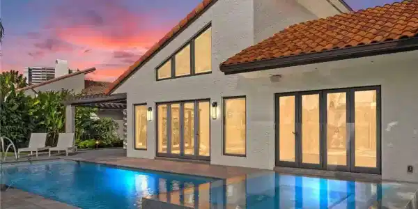 572 Tierra Mar LN