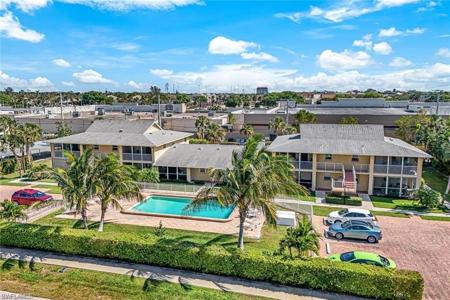 2000 Alamanda DR