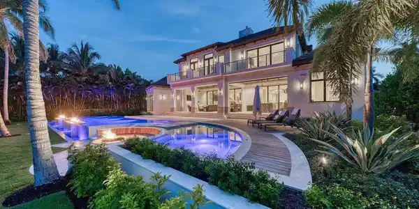1365 Spyglass LN