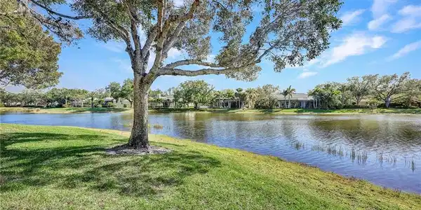 24766 Lakemont Cove LN