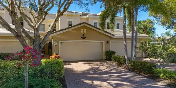 3031 Marengo CT