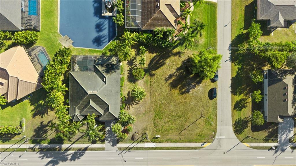 Image 2: Drone / aerial view
