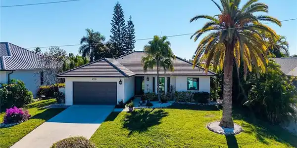 1035 Admiralty CT