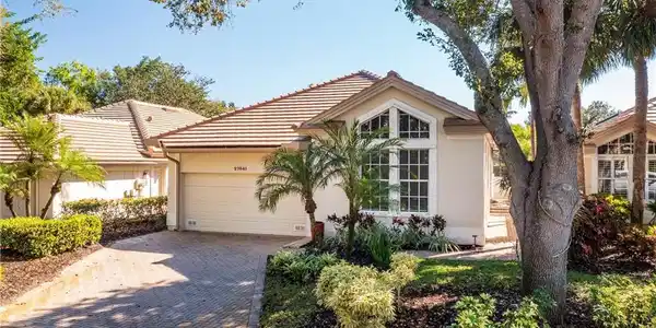 27041 Enclave DR