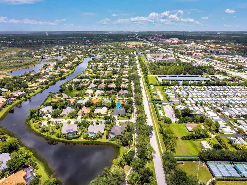 Image 2: Gorgeous Gated Community