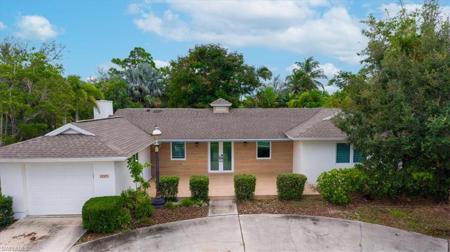 1225 Fruitland AVE