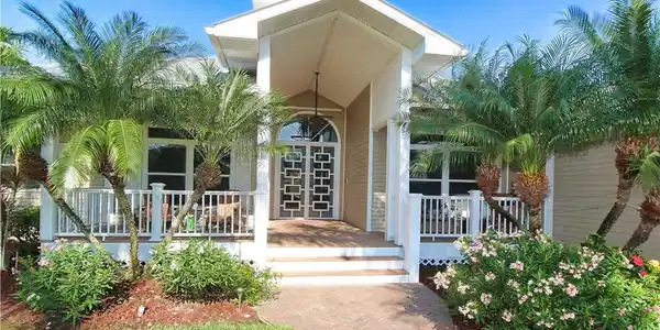 15777 Caloosa Creek CIR