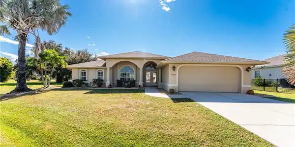 25355 Cadiz DR