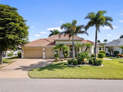 3323 SE 17th PL