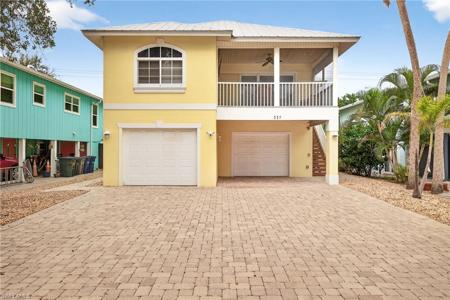 227 Mango ST