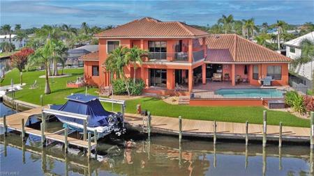 447 Avalon DR