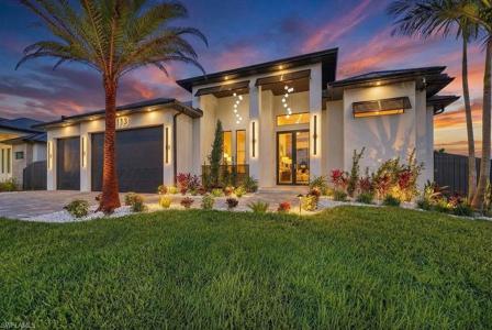 113 SW 34th AVE