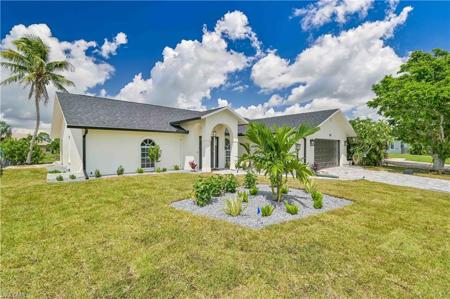1307 SW 40th TER