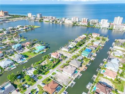 391 Lagoon AVE